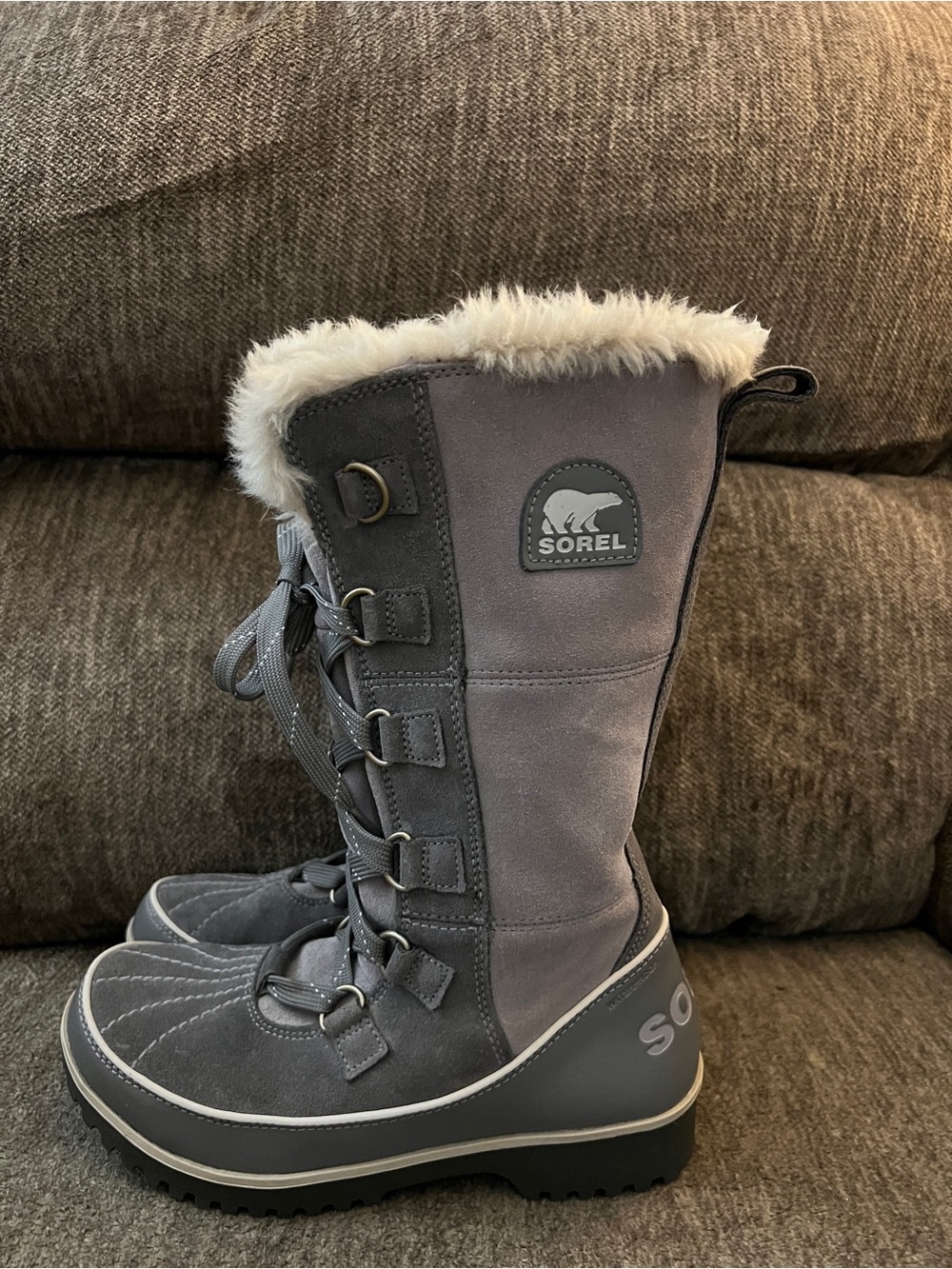 New SOREL Tivoli High II Suede Snow Boots - Charcoal Grey - Women's Size 7 NWOB